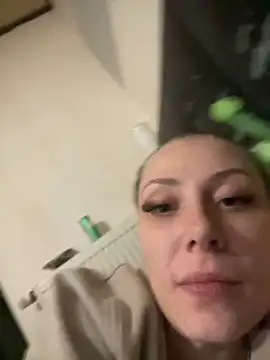 Shelly-Marie webcam show