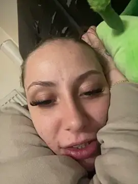 Shelly-Marie Adlı Modelin Web Kamerası Şovu