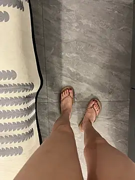 xiaomaomi0123's Webcam Show
