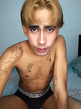 عرض كام Bastianblaze4