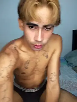 Bastianblaze4 Show in webcam