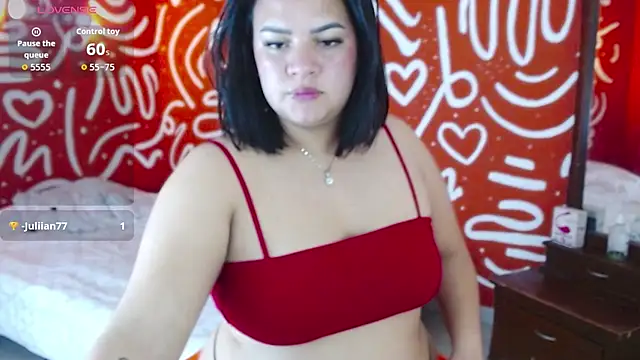 elumi_2's Webcam Show