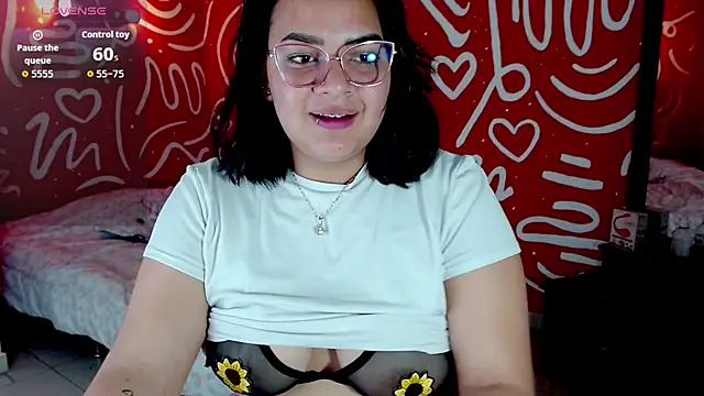 elumi_2's Webcam Show