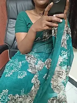 tamil_aruna69's Live XXX Chat