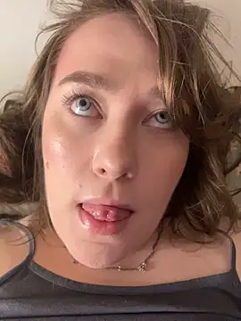 RussianFuck777 webkamerás műsora