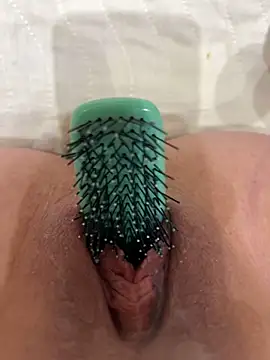 Show modela RussianFuck777 na web-kameri