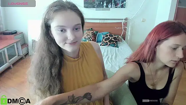 Show modela CordeliaJones na web-kameri