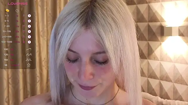 HarleeMcIntosh's Webcam Show