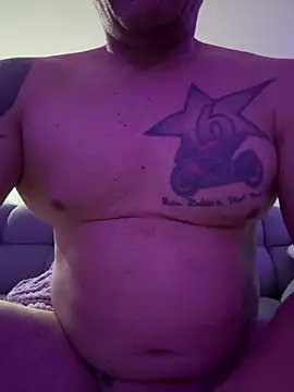 Zuziboy6's Webcam Show