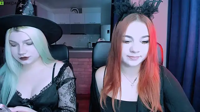 Show modela Rada_Kisss na web-kameri