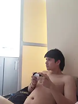Show modela Alejandromercier88 na web-kameri