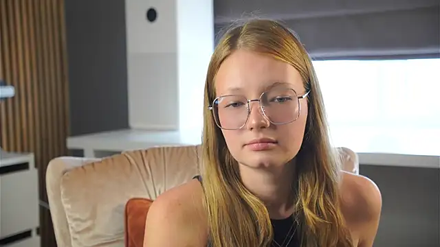 LeonidaHele live XXX chat