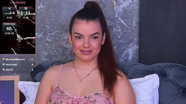MaddieLuxe 现场XXX聊天