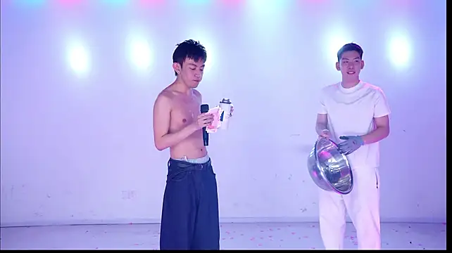 Heartbroken-boys Show Webcam