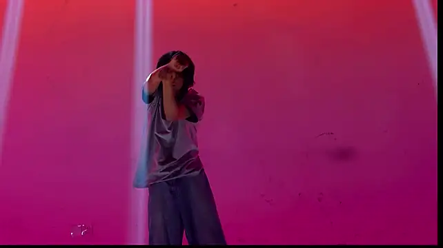 Heartbroken-boysn Webbikameraesitys