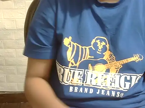 Pokazy przed kamerką – IZsneha07