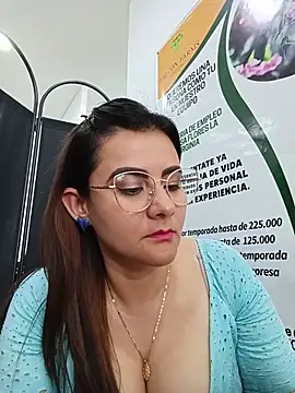 _Melisa-1n Live XXX chat