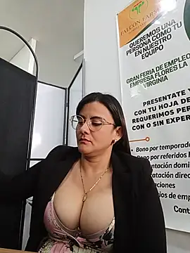 _Melisa-1's Live XXX Chat