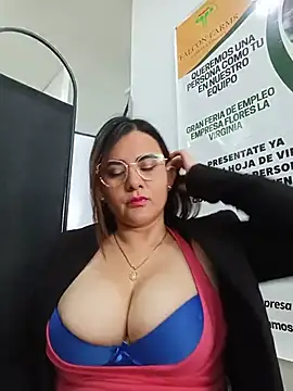 _Melisa-1 Show in webcam