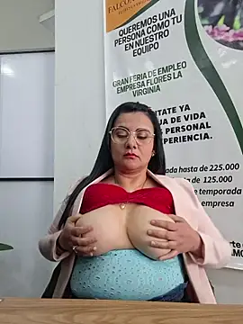 _Melisa-1n Live XXX chat