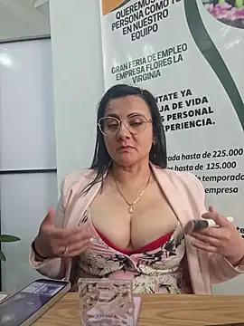 Pokazy przed kamerką – _Melisa-1