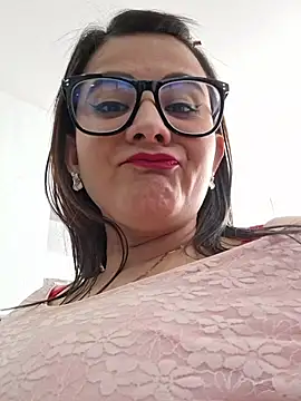 _Melisa-1のライブXXXチャット