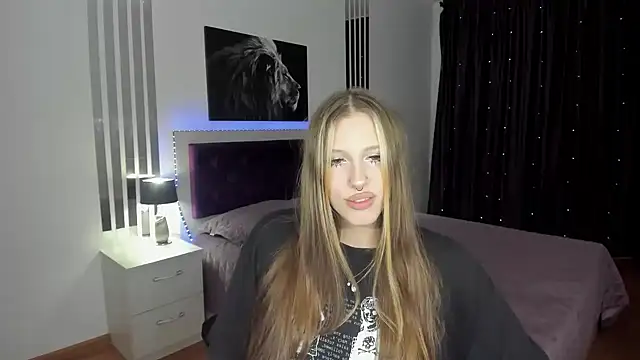 MiaCream – Live XXX-chat