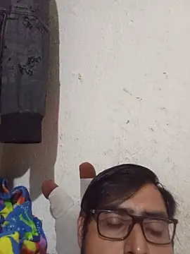 zoneck585 Show in webcam