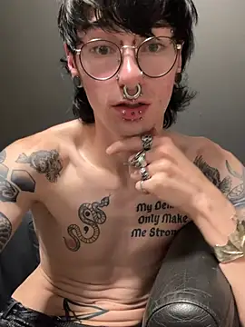 GothSadist's Webcam Show