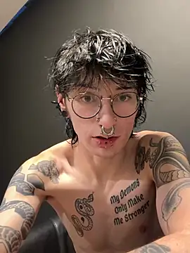 GothSadist webkamerás műsora