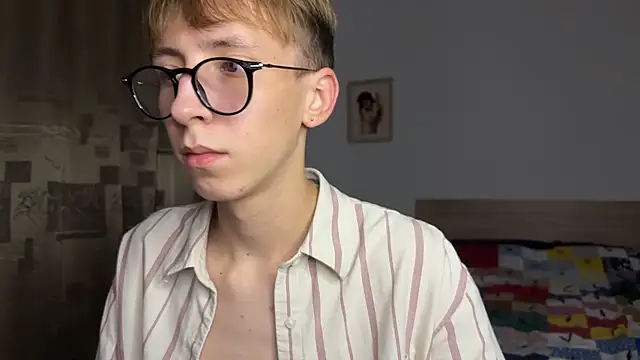הופעת וובקאם של WillieSweetie