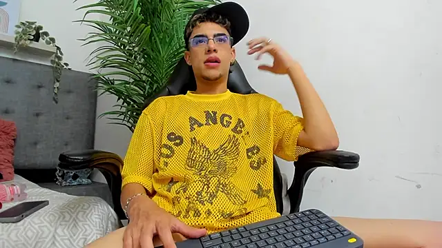 philip_miller3 Webcam Show