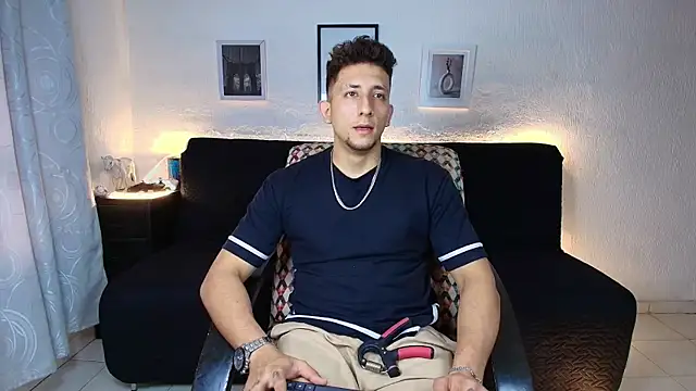 SR_EMILIOCUM Webcamshow