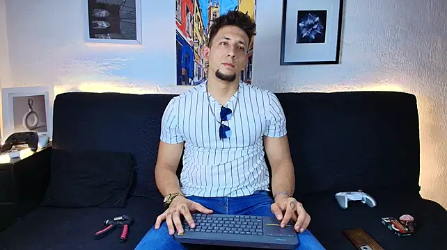 Webkamerová show SR_EMILIOCUM