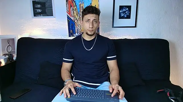 SR_EMILIOCUM 网络视讯表演