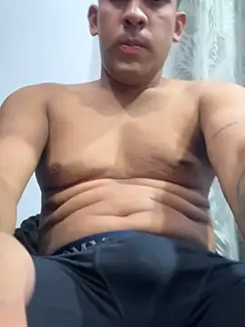 Show modela Tonyvelvet na web-kameri