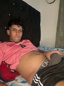Tonyvelvet's Webcam Show