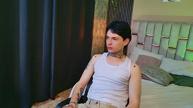 MAX_STALLON Show in webcam