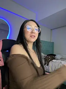 Iam_mariannee Adlı Modelin Canlı XXX Sohbeti