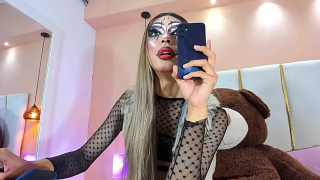Вебкам-шоу miss__yissell