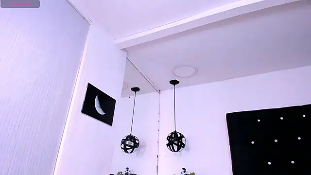 miss__yissell webcam show