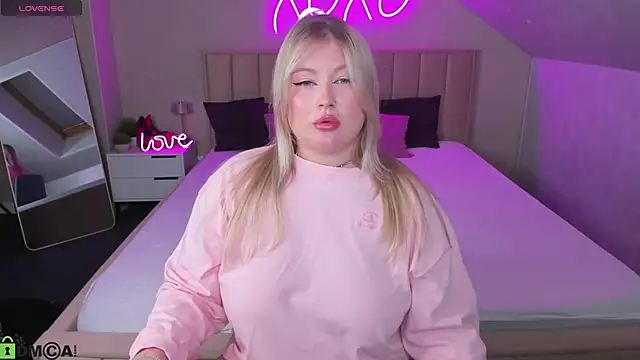 Effie_Leee's Webcam Show