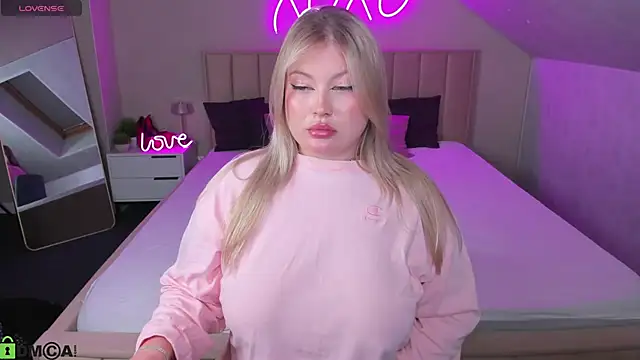Effie_Leee's Webcam Show