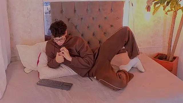 Show de webcam de mateo_vegas_