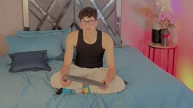 mateo_vegas_ Webcam show