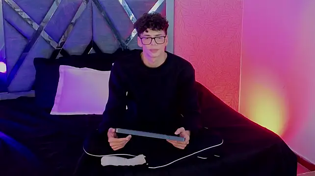 mateo_vegas_'s Webcam Show