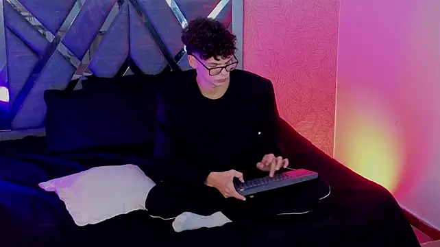 โชว์เว็บแคมของ mateo_vegas_