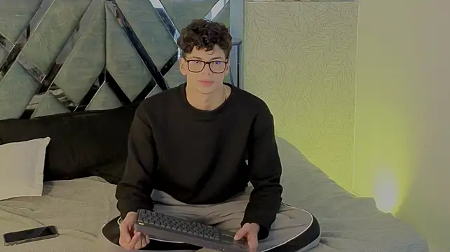 mateo_vegas_: вебкам-шоу