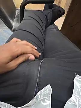 Pink_Mushroom_'s Webcam Show