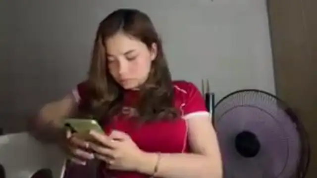 IngridMegan Pertunjukan Webcam